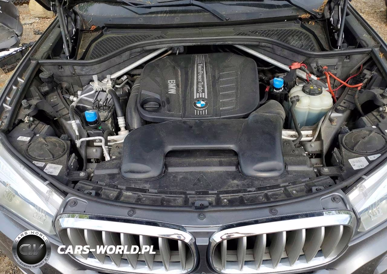 2018 BMW X5 xDrive35D VIN:5UXKS4C51J0Z89623 - 12