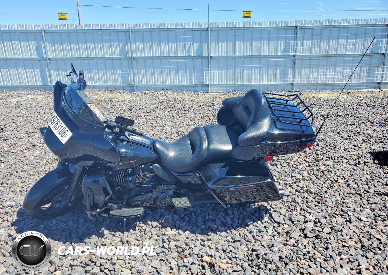 2020 Harley Davidson Flhtk VIN:1HD1KEF12LB645316 - 3