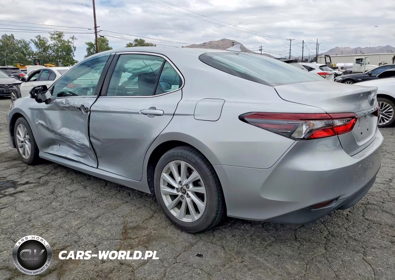 2021 Toyota Camry Le VIN:4T1C11AK5MU478604 - 2