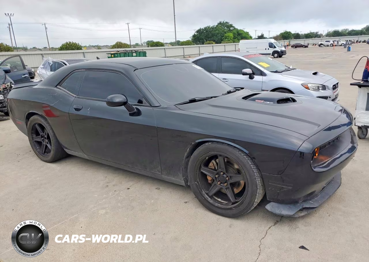 2016 Dodge Challenger R VIN:2C3CDZFJ5GH124930 - 4