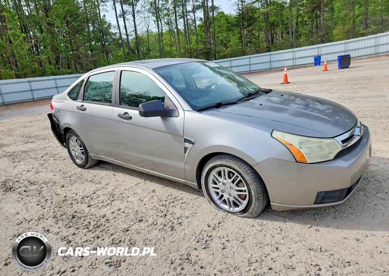 2008 Ford Focus Se VIN:1FAHP35N28W228021 - 4