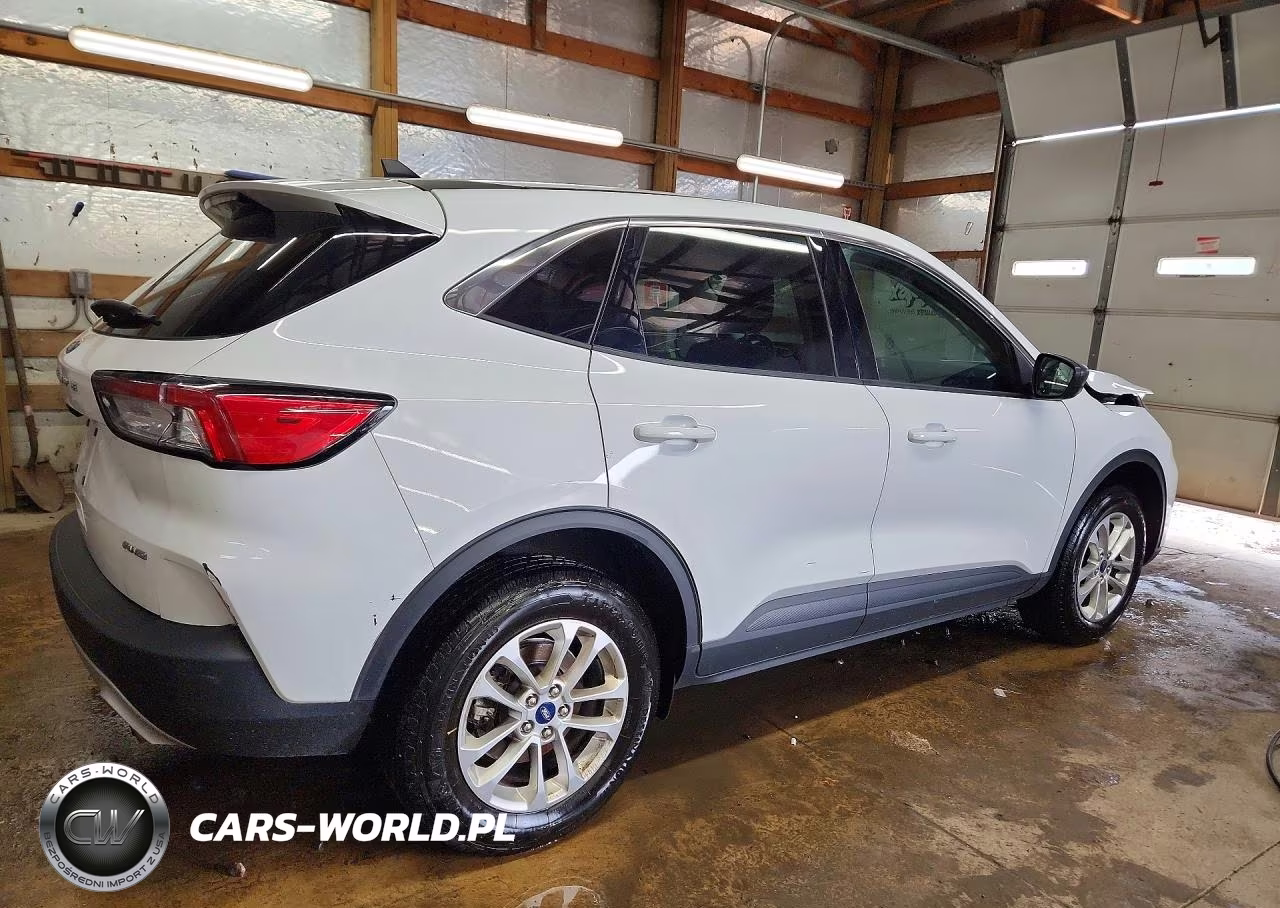 2022 Ford Escape Se VIN:1FMCU9G6XNUA83822 - 3