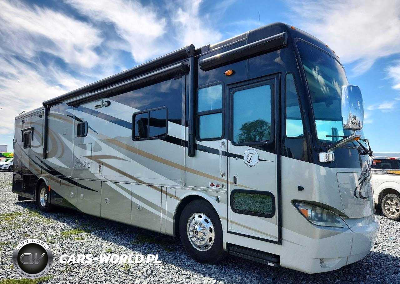 2011 Freightliner Phaeton Rv