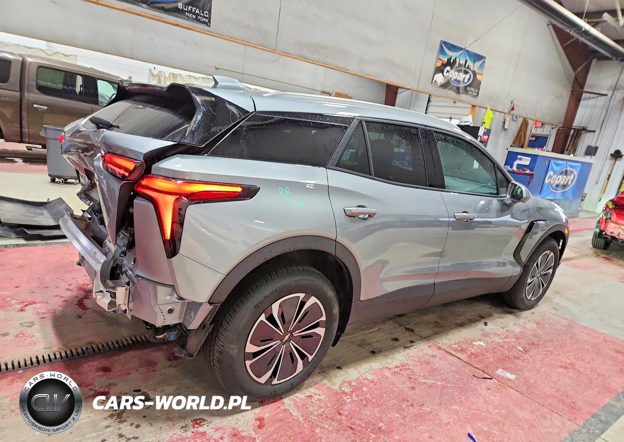 2025 Chevrolet Blazer Lt VIN:3GNKDGRJ0SS124967 - 3