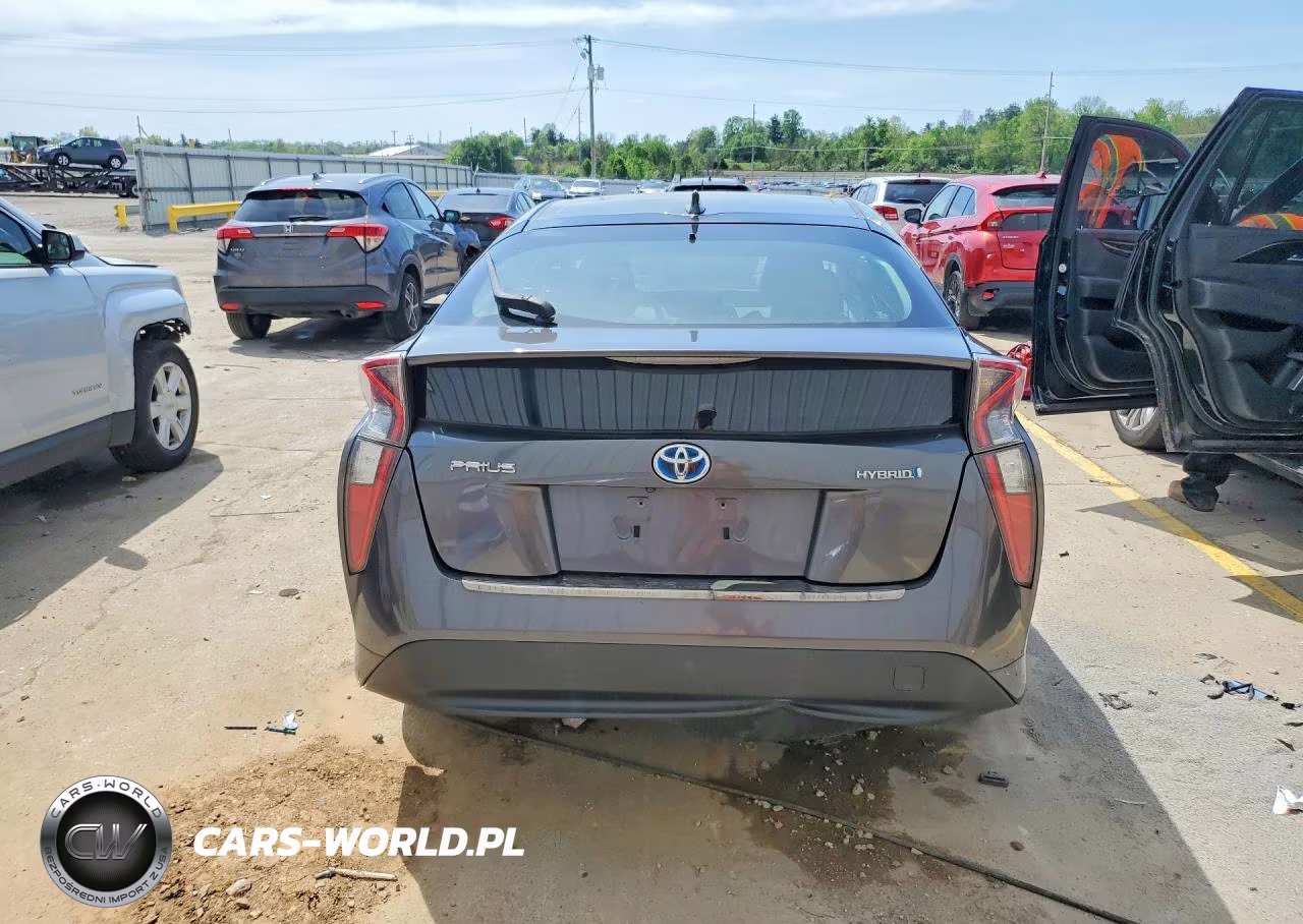 2016 Toyota Prius Two VIN:JTDKBRFU5G3004328 - 6