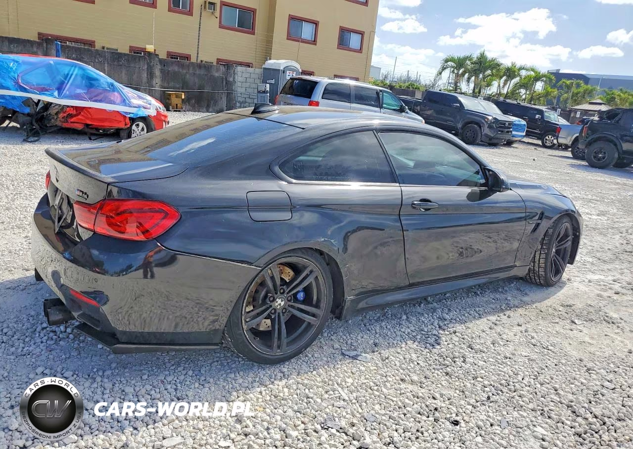 2018 BMW M4 VIN:WBS4Y9C56JAC87857 - 3