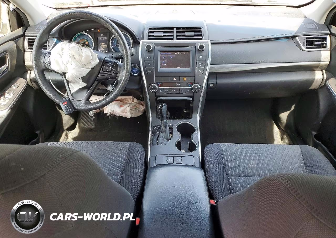 2015 Toyota Camry Hybrid Le VIN:4T1BD1FKXFU171704 - 8