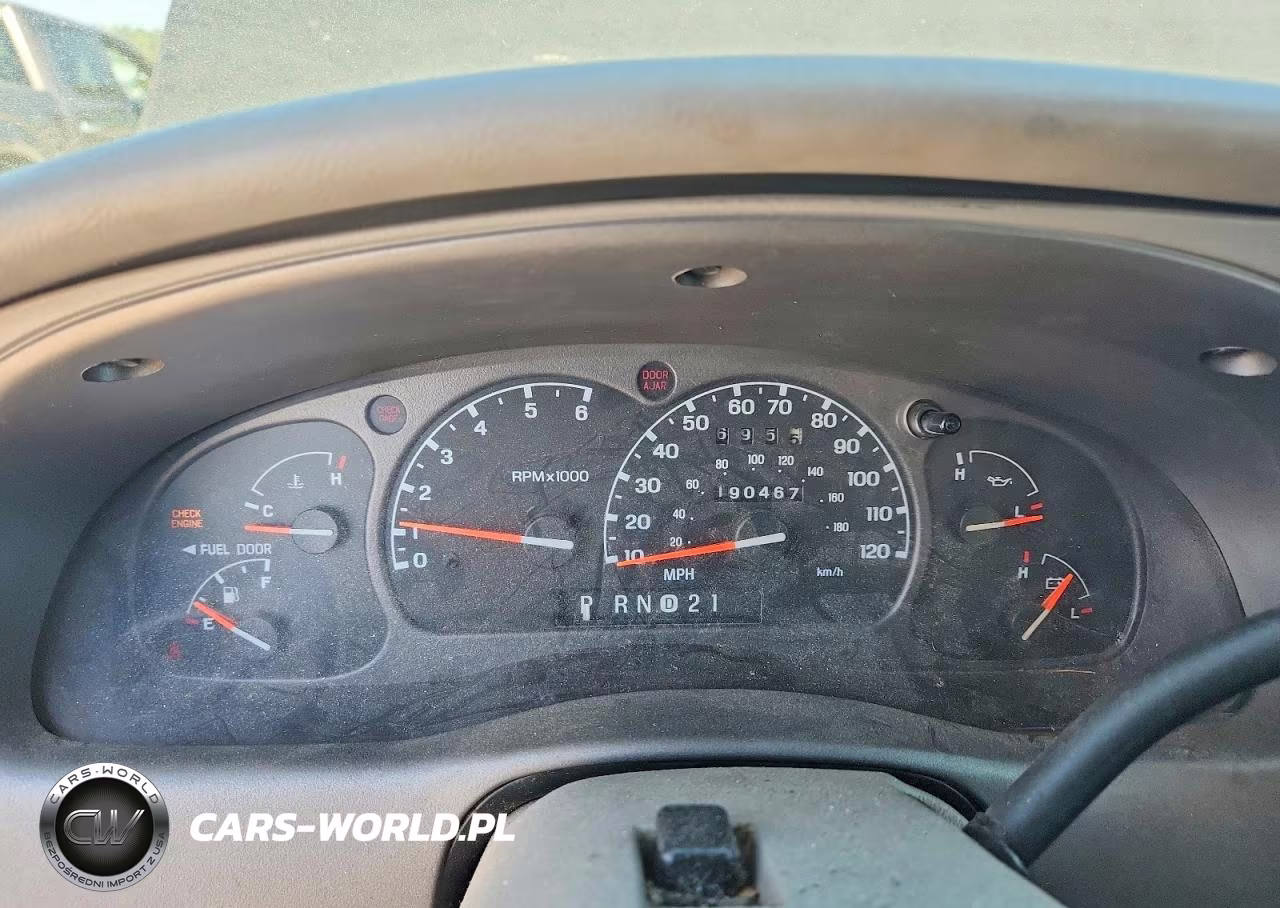 2001 Mazda B3000 Cab Plus VIN:4F4YR16U81TM01716 - 9
