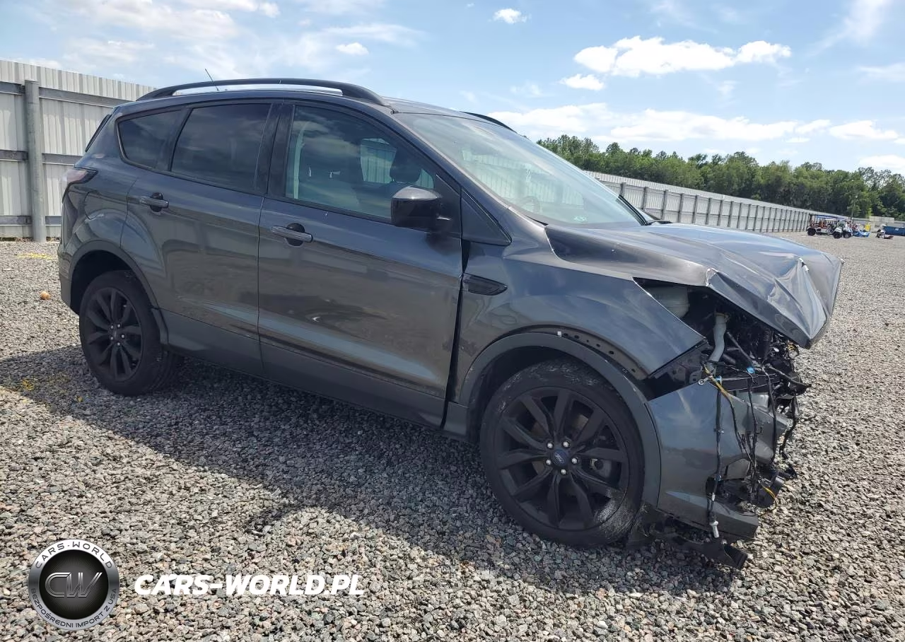 2018 Ford Escape Se VIN:1FMCU9GD3JUB69336 - 4