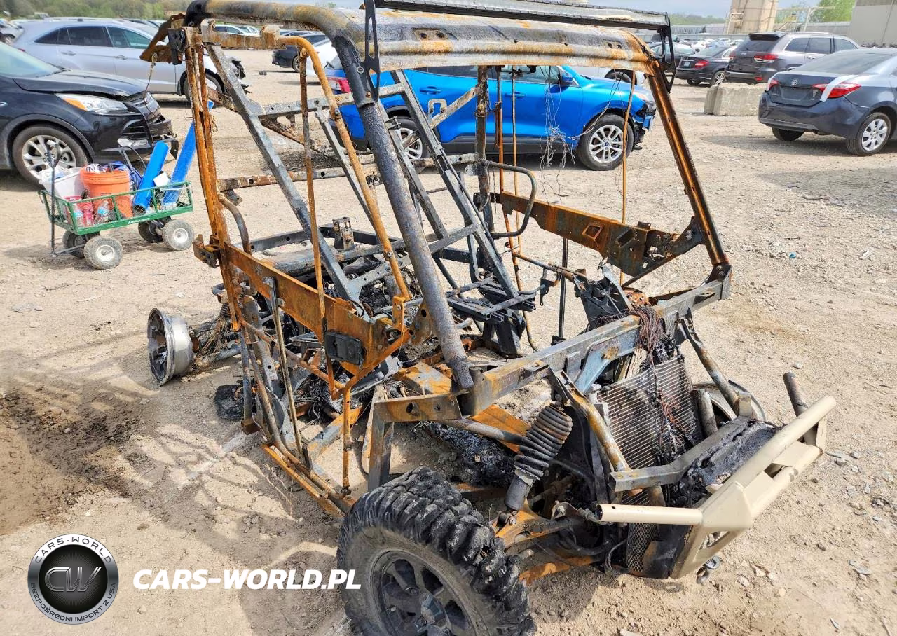 2021 Can-Am Defender Utility Vehicle VIN:3JBUVAX4XMK005516 - 9
