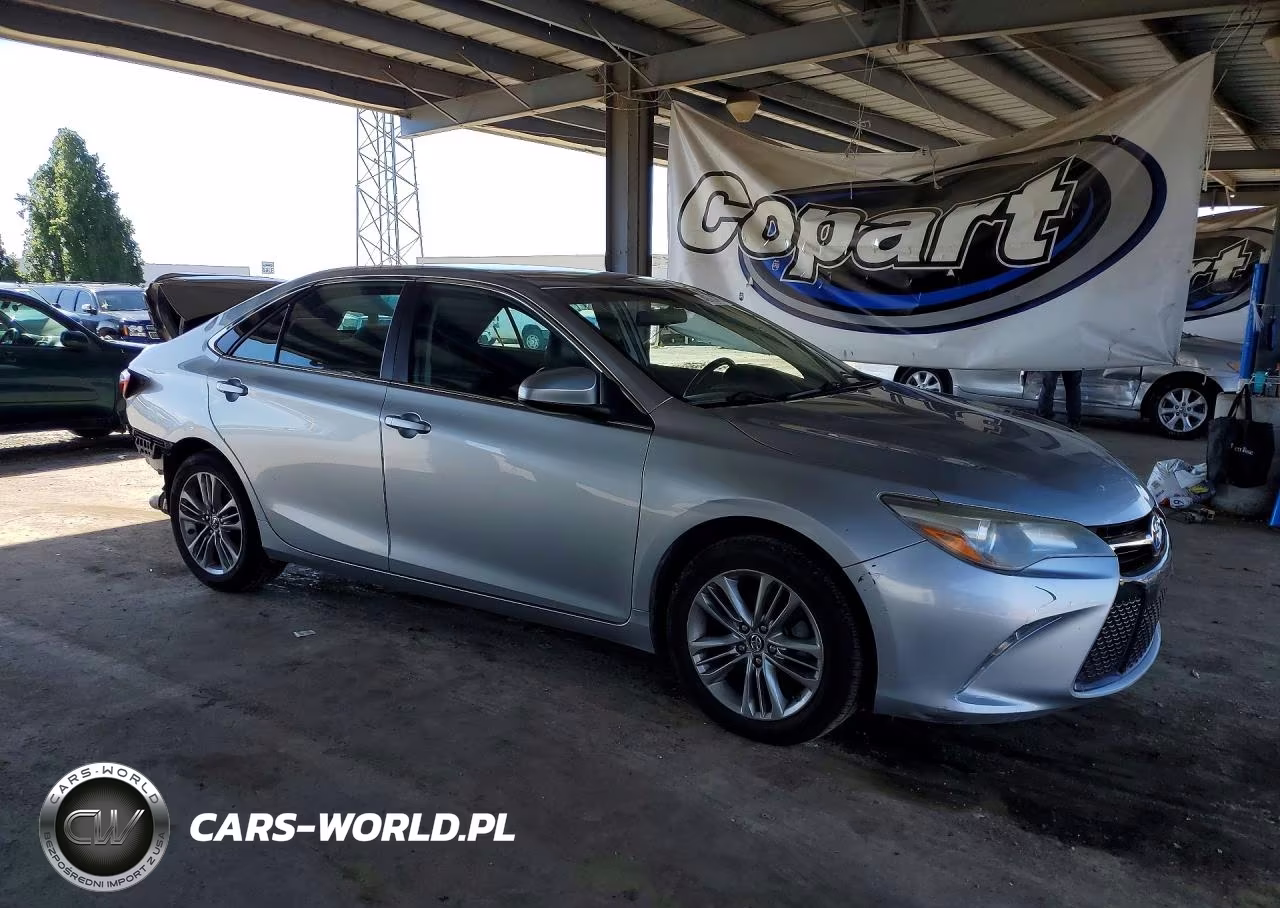 2017 Toyota Camry Se VIN:4T1BF1FK3HU371529 - 4