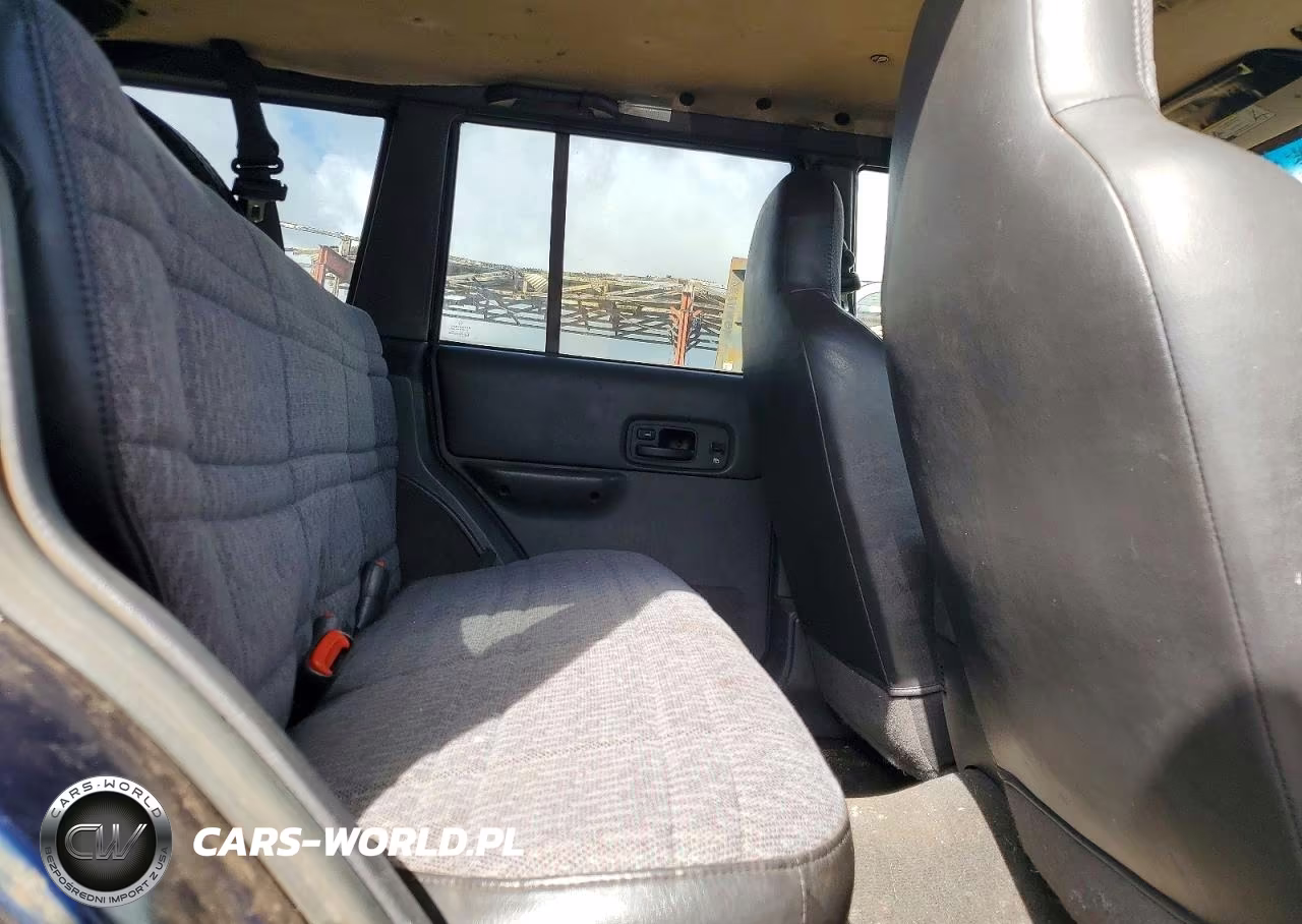2001 Jeep Cherokee Sport VIN:1J4FF48S21L610434 - 11