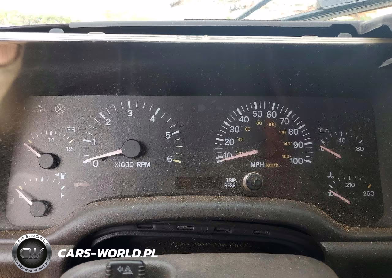 2001 Jeep Cherokee Sport VIN:1J4FF48S21L610434 - 9