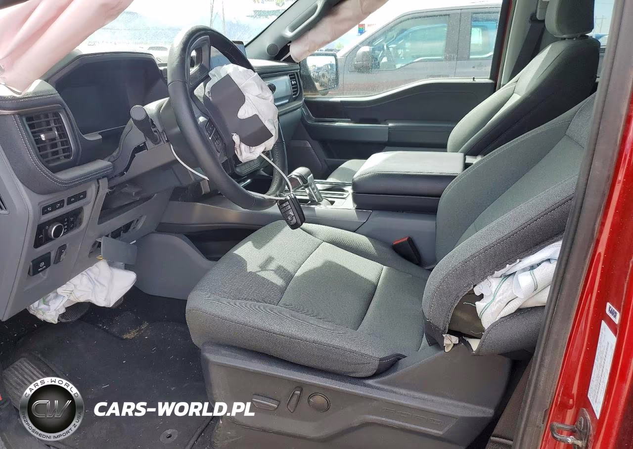 2024 Ford F150 Lightning Xlt VIN:1FT6W3L79RWG07446 - 7