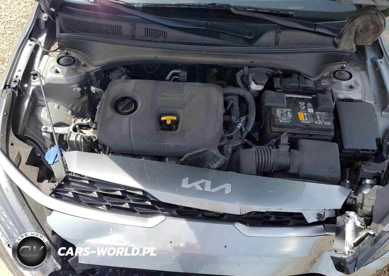 2024 Kia Forte Lxs VIN:3KPF24AD7RE704486 - 11