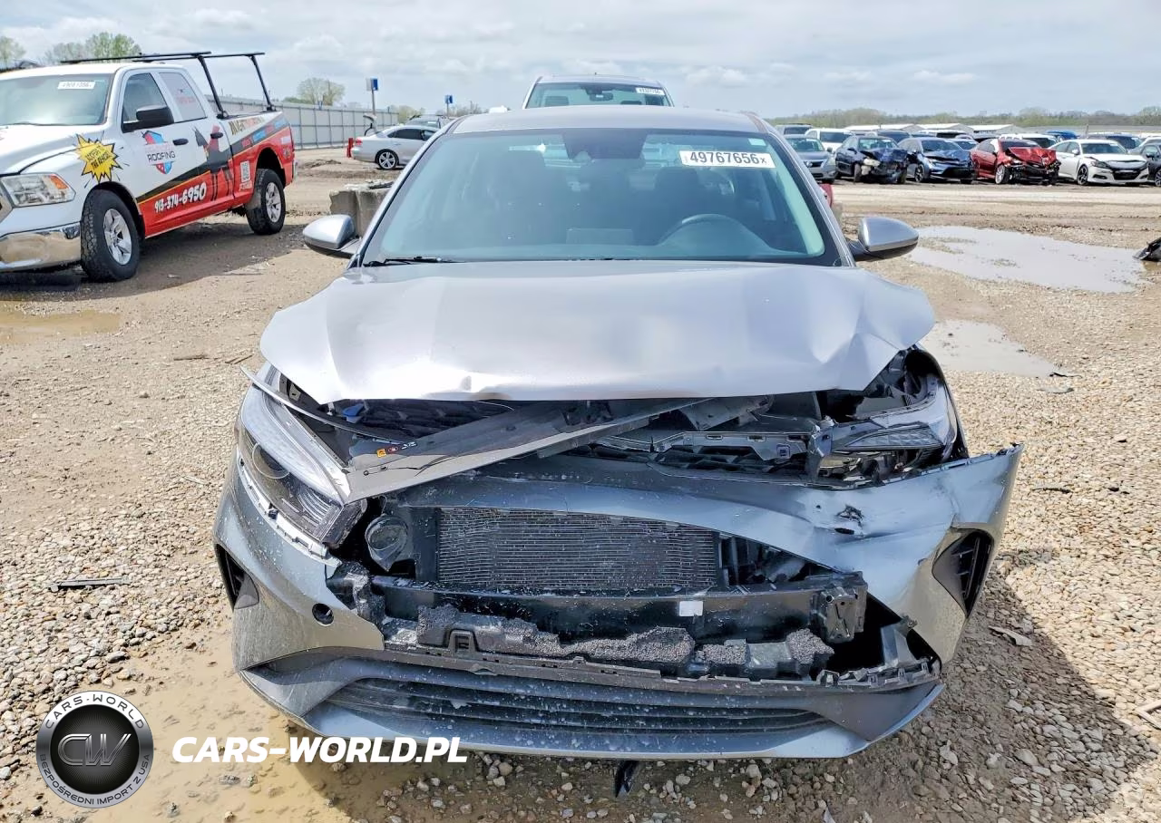 2024 Kia Forte Lxs VIN:3KPF24AD7RE704486 - 5