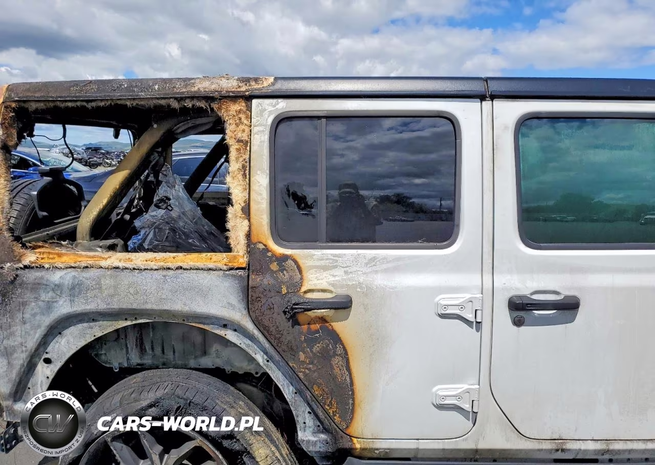 2024 Jeep Wrangler 4Xe VIN:1C4RJXN61RW155404 - 10