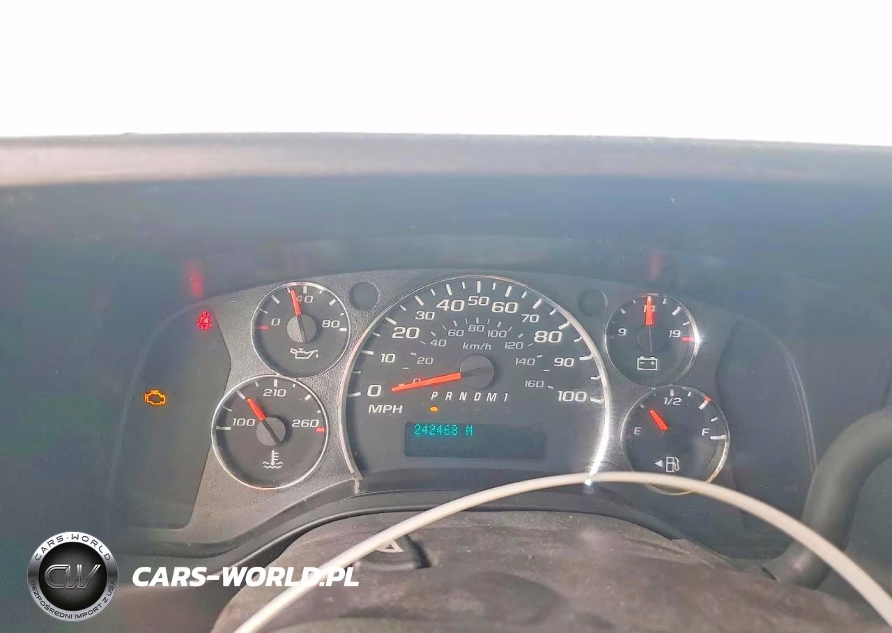 2012 Chevrolet Express Delivery Truck VIN:1GB0G2BA1C1128747 - 9