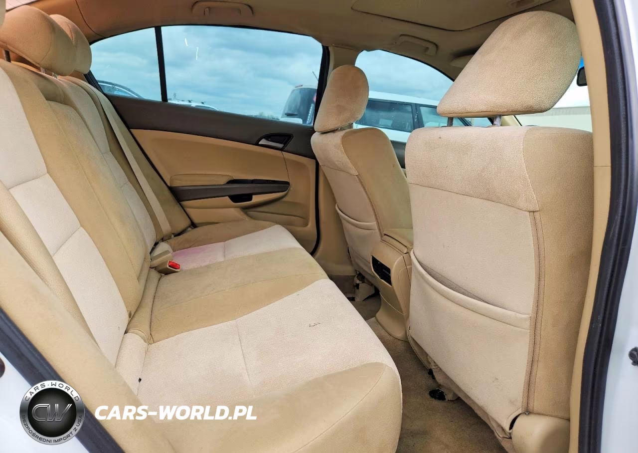 2011 Honda Accord VIN:1HGCP2F88BA027754 - 10