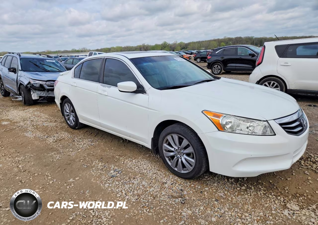 2011 Honda Accord VIN:1HGCP2F88BA027754 - 4