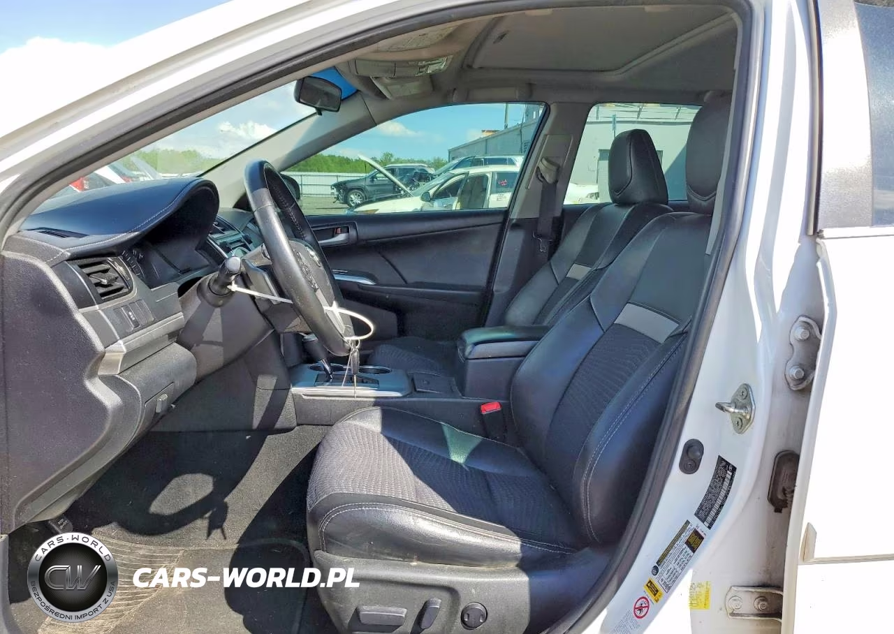 2014 Toyota Camry Se Sport VIN:4T1BF1FK3EU786443 - 7