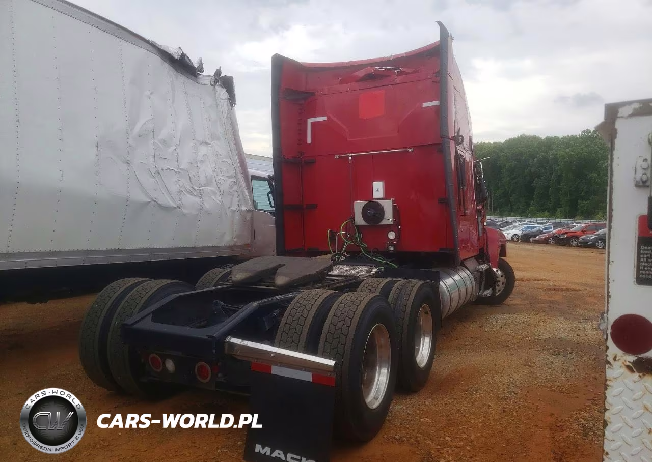 2025 Mack Pinnacle Semi Truck VIN:1M1PN4GYXSM017743 - 4
