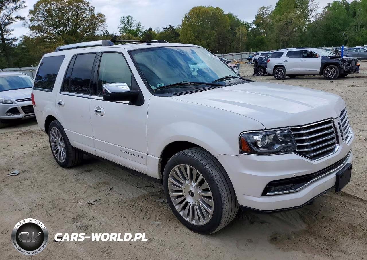 2015 Lincoln Navigator VIN:5LMJJ2JT1FEJ05818 - 4