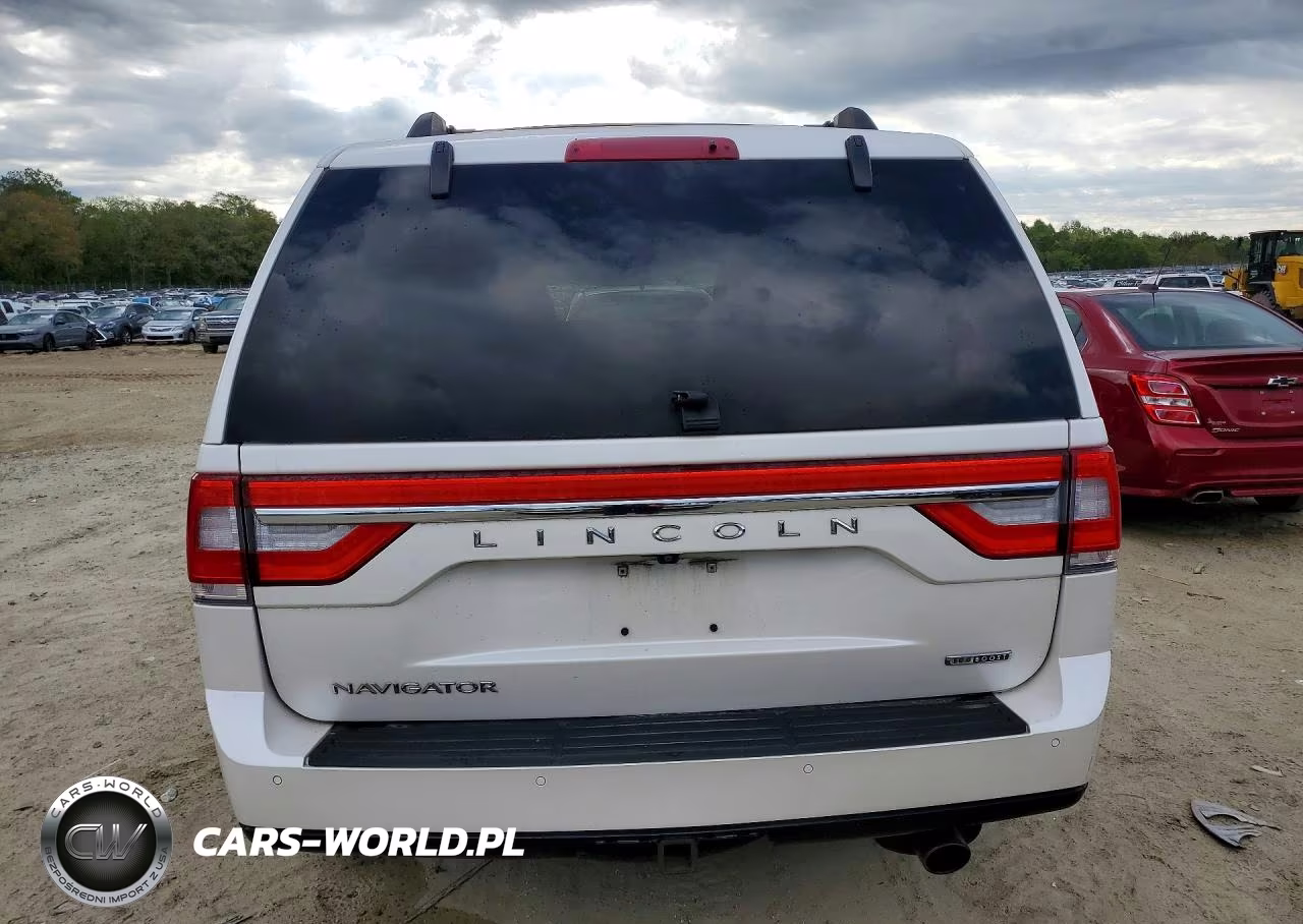 2015 Lincoln Navigator VIN:5LMJJ2JT1FEJ05818 - 6