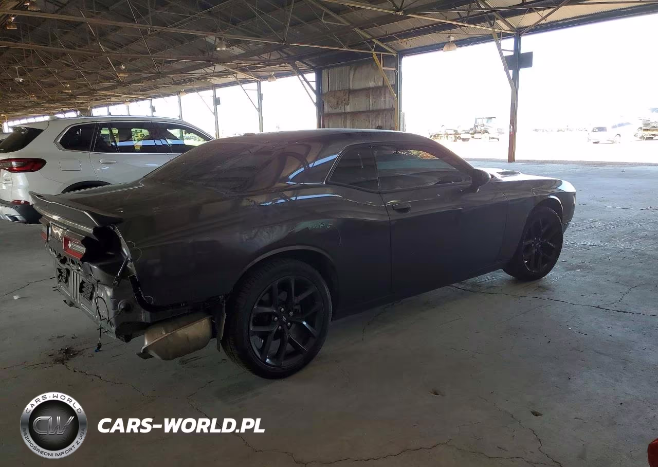 2021 Dodge Challenger Sxt VIN:2C3CDZAGXMH668234 - 3