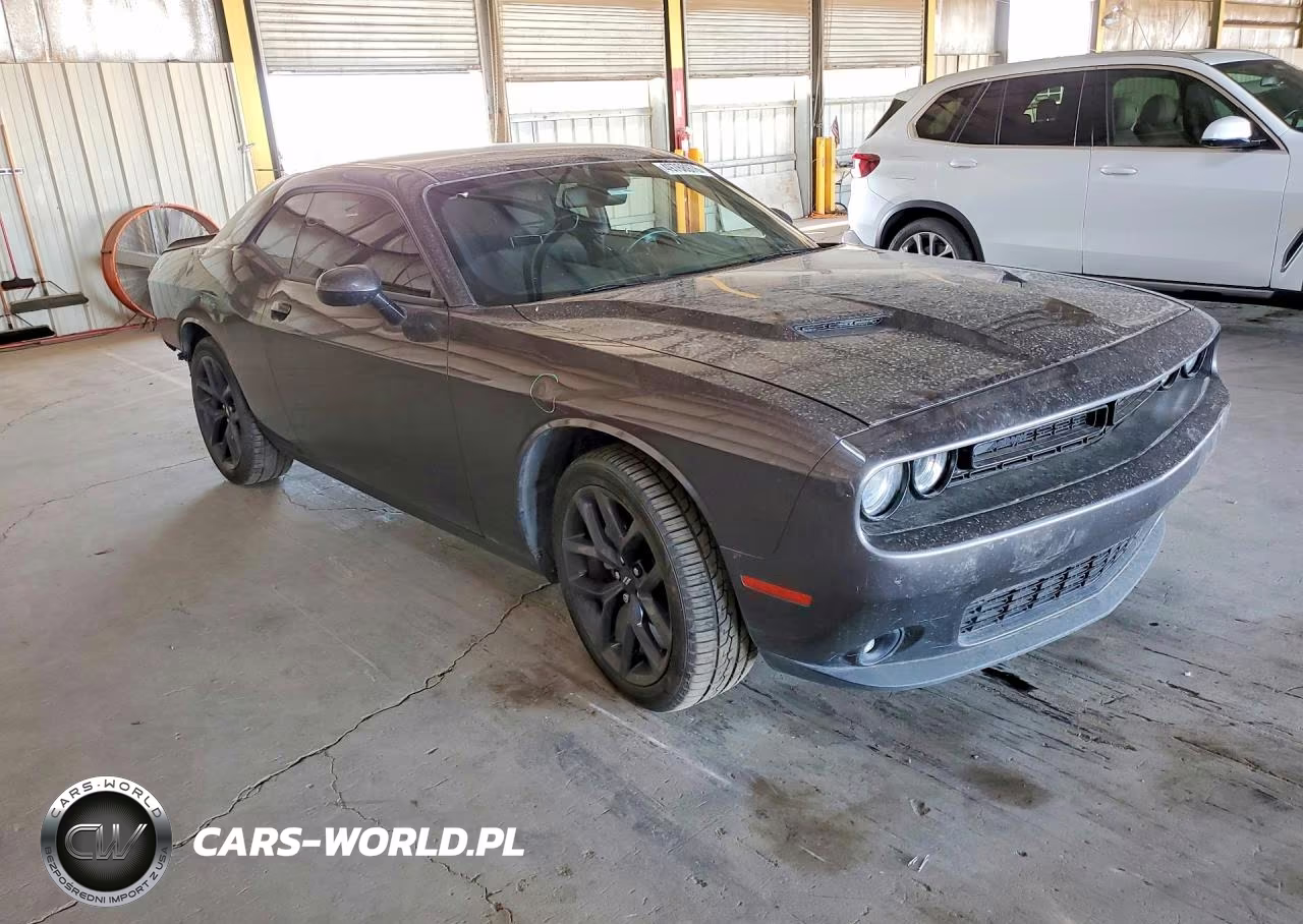 2021 Dodge Challenger Sxt VIN:2C3CDZAGXMH668234 - 4