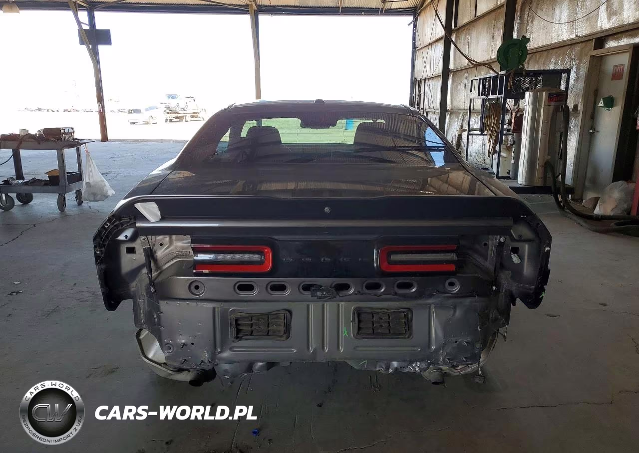 2021 Dodge Challenger Sxt VIN:2C3CDZAGXMH668234 - 6