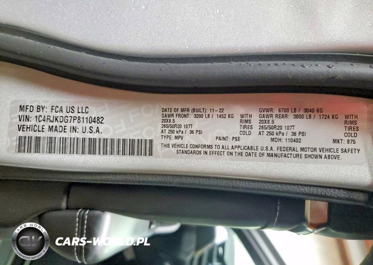 2023 Jeep Grand Cherokee L Overland VIN:1C4RJKDG7P8110482 - 13