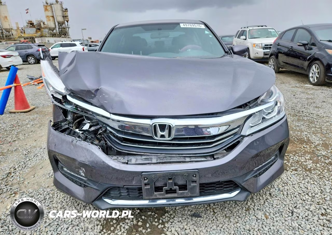 2017 Honda Accord Sport VIN:1HGCR2F52HA260490 - 5