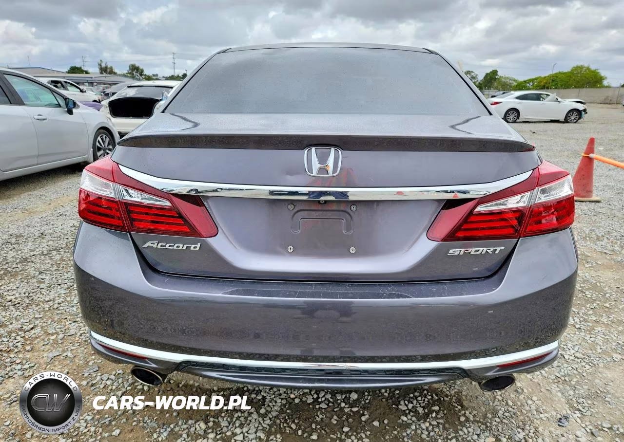 2017 Honda Accord Sport VIN:1HGCR2F52HA260490 - 6
