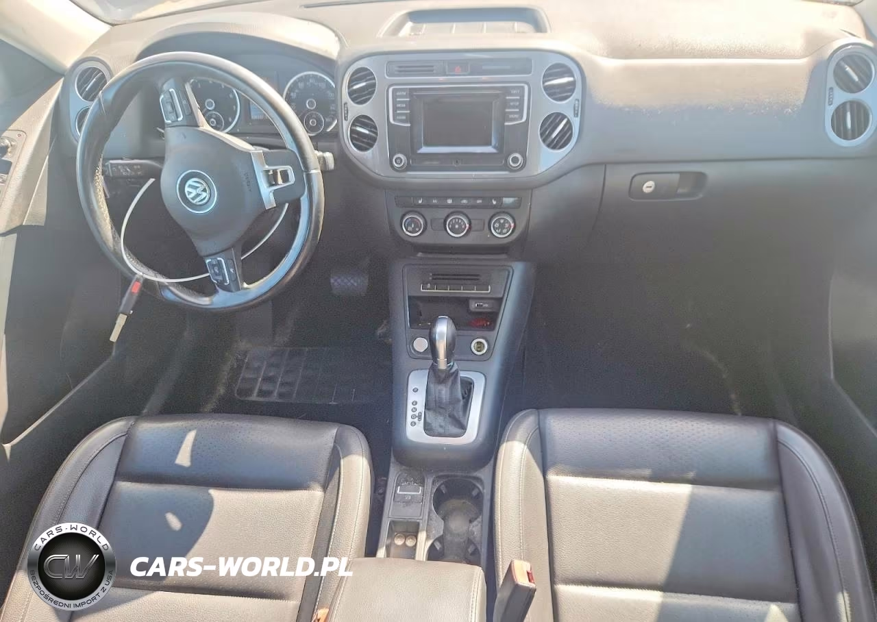 2016 Volkswagen Tiguan VIN:WVGAV7AX0GW520003 - 8