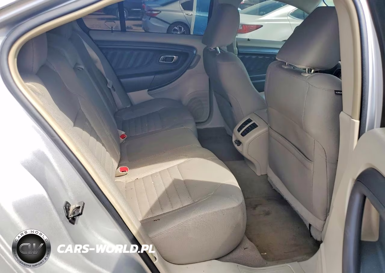 2010 Ford Taurus Se VIN:1FAHP2DW8AG117803 - 10