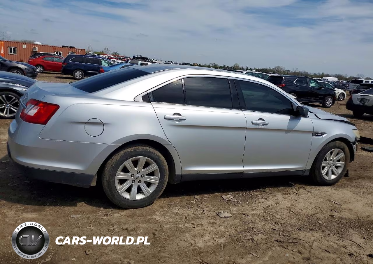 2010 Ford Taurus Se VIN:1FAHP2DW8AG117803 - 3