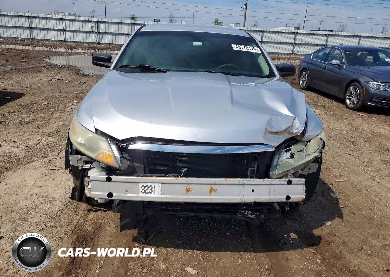 2010 Ford Taurus Se VIN:1FAHP2DW8AG117803 - 5