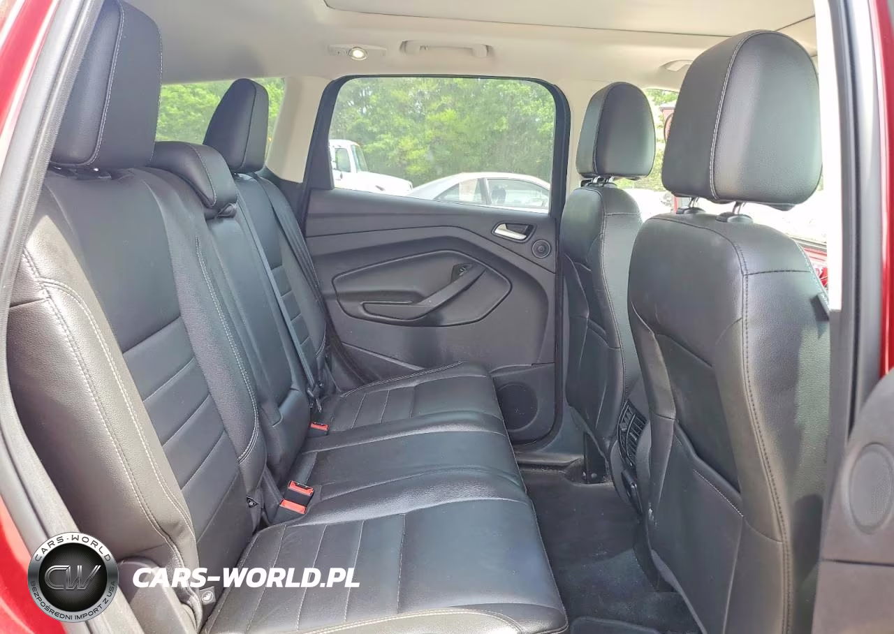 2015 Ford Escape Titanium VIN:1FMCU9J98FUB68372 - 10