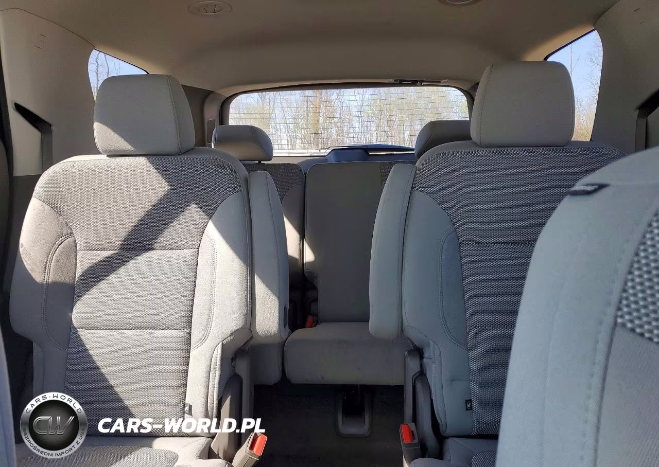 2020 Chevrolet Traverse Lt VIN:1GNERGKW9LJ158428 - 10