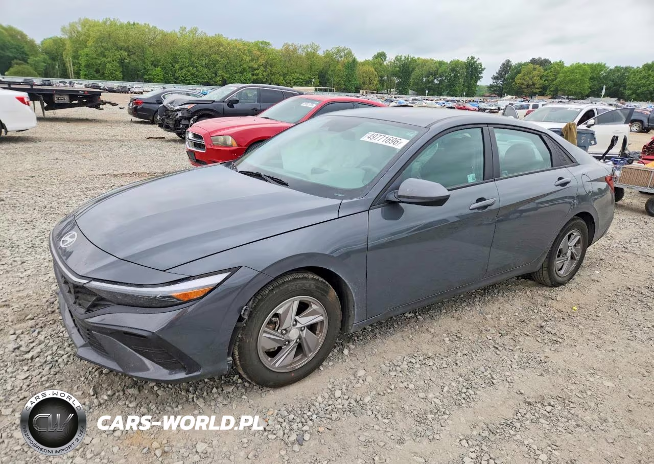 2024 Hyundai Elantra Se – zdjęcie 1 z 12