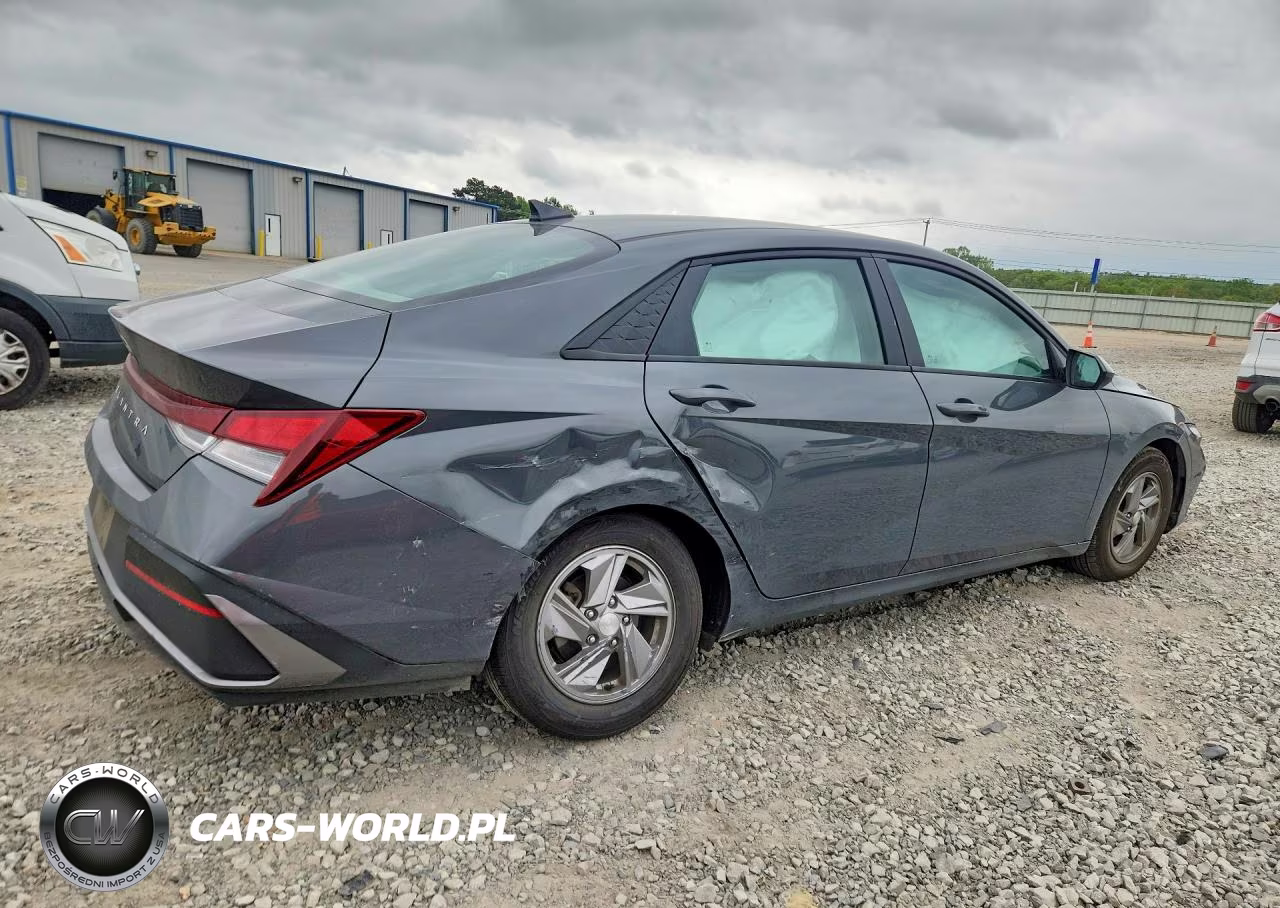 2024 Hyundai Elantra Se VIN:KMHLL4DG2RU801257 - 3