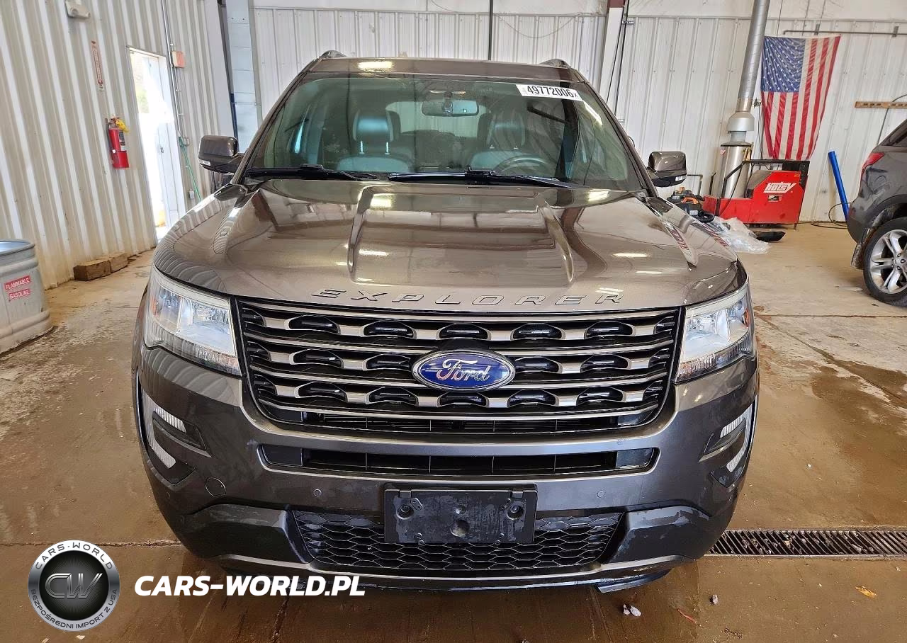 2017 Ford Explorer Xlt VIN:1FM5K8D8XHGE20541 - 5