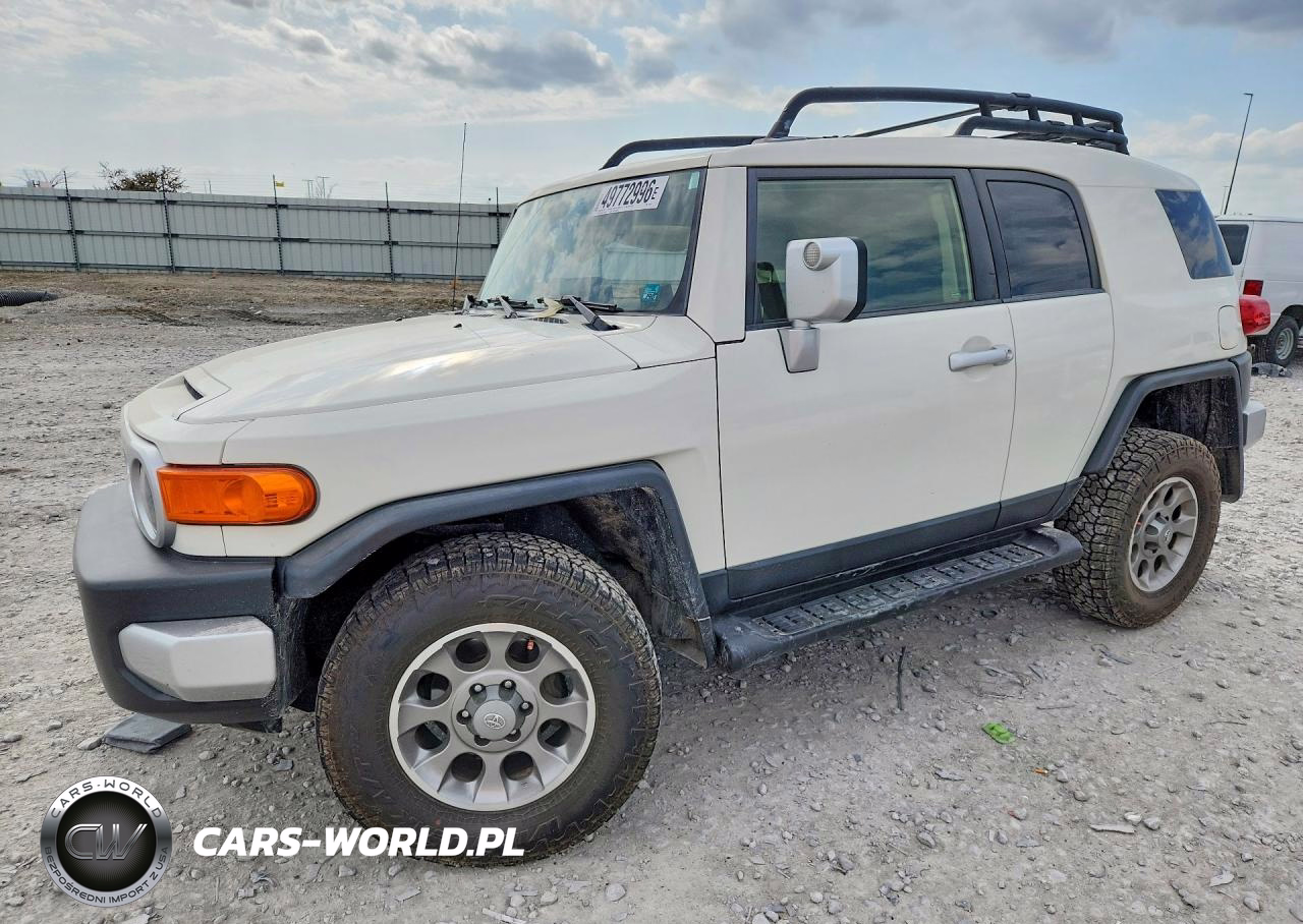 2013 Toyota Fj Cruiser Base