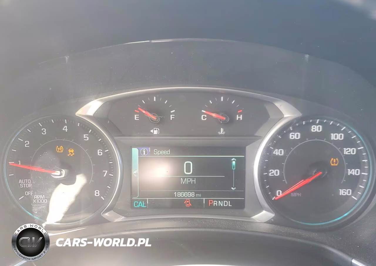 2018 Chevrolet Equinox Lt VIN:2GNAXSEV8J6301647 - 9