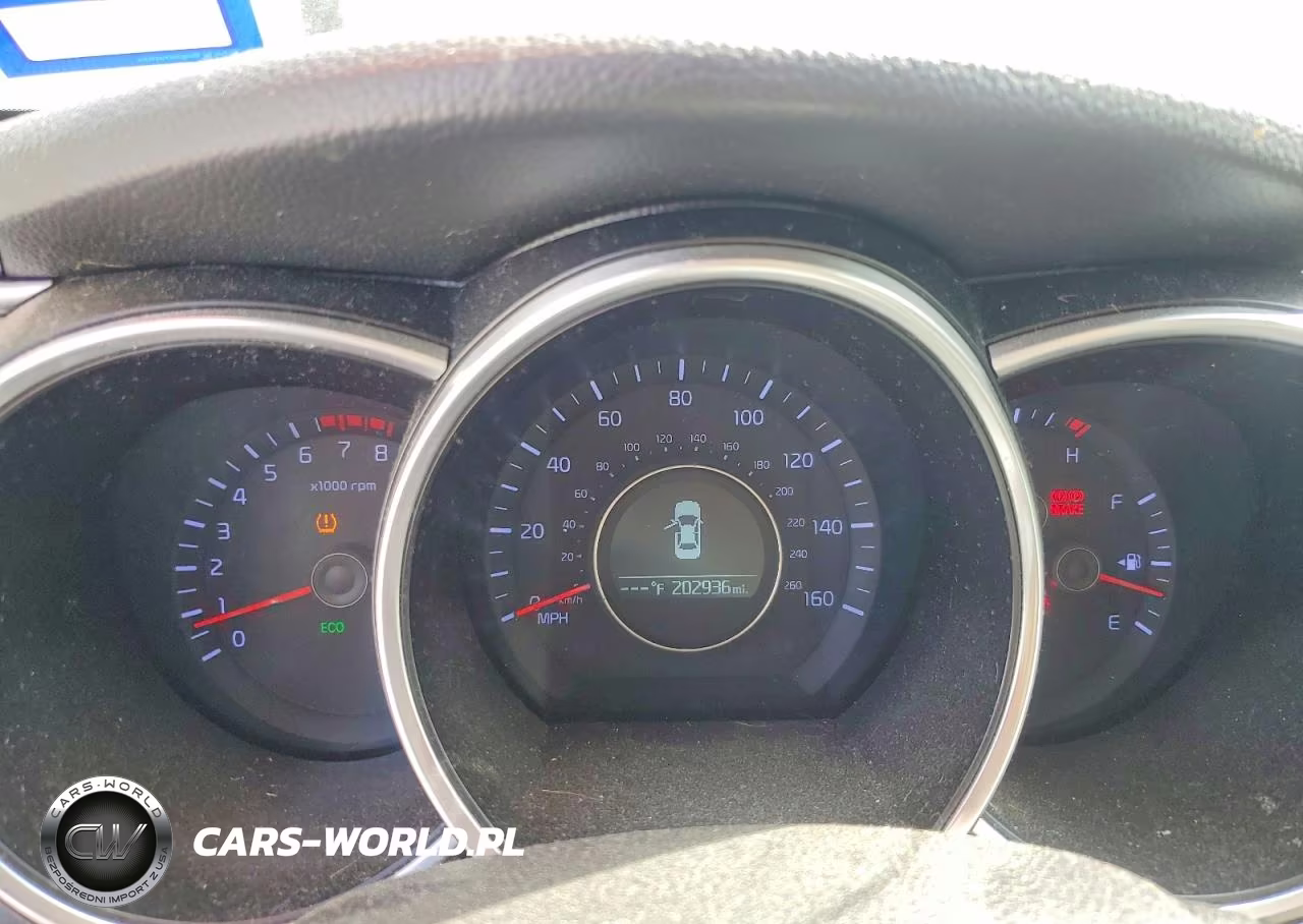 2014 Kia Optima Lx VIN:5XXGM4A77EG318161 - 9