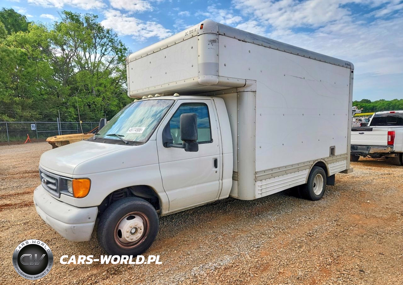 2006 Ford E450 Box Truck