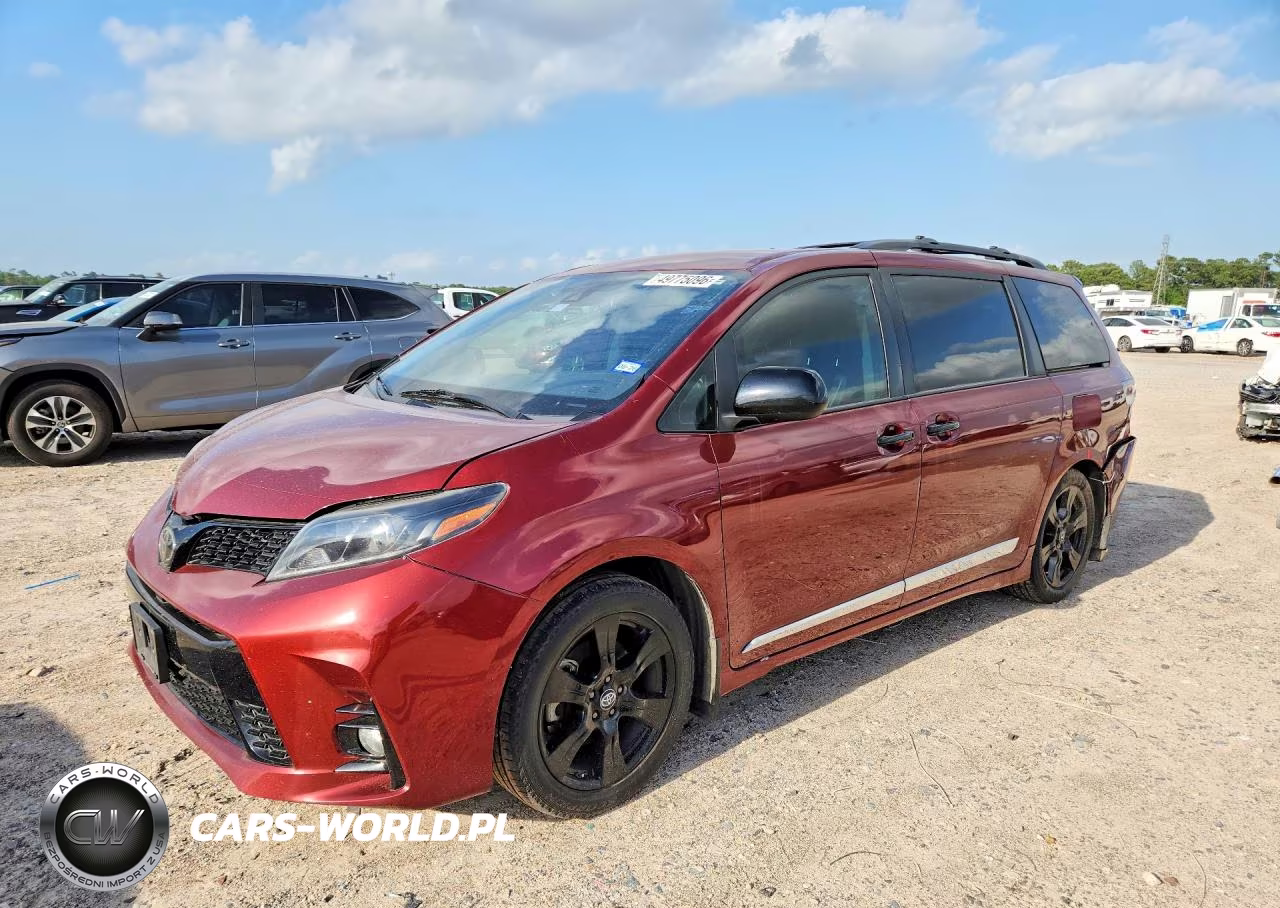 2020 Toyota Sienna Se 8-Passenger