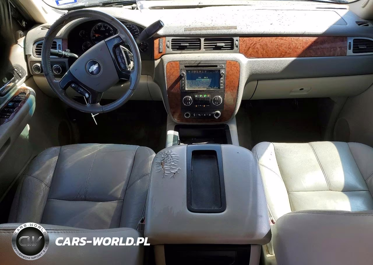 2007 Chevrolet Avalanche K1500 VIN:3GNFK12327G219329 - 8