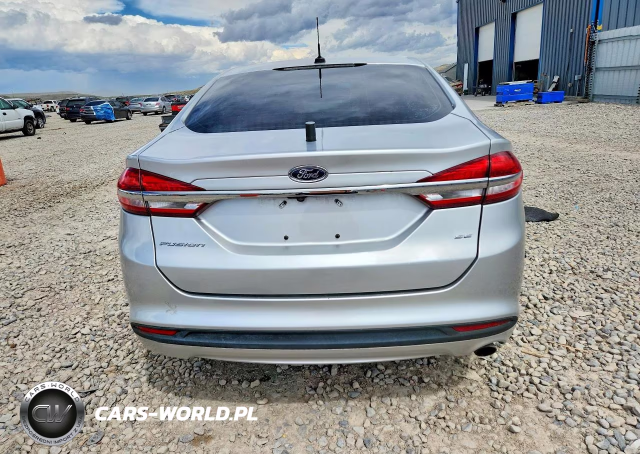 2017 Ford Fusion Se VIN:3FA6P0H75HR330371 - 6